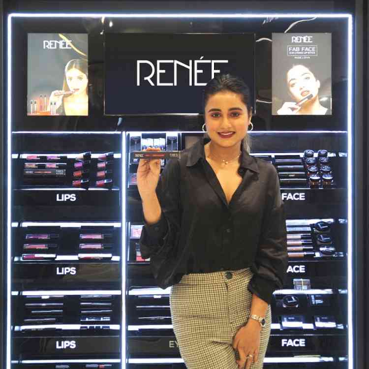RENEE Cosmetics all set to create a benchmark by opening 1000 shop-in-shop stores across India, opens another in Kolkata  
