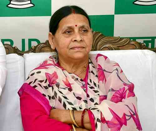Rabri Devi, daughter gifted land by job seekers who were appointed in Railways: CBI probe