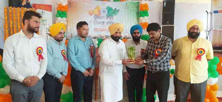 “Bijli Mahotsav” organized jointly by Punjab government and GoI in Raikot 