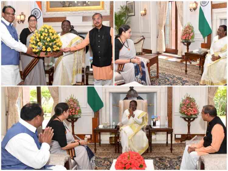 Smriti Irani meets President Murmu amid 'Rashtrapatni' remark row