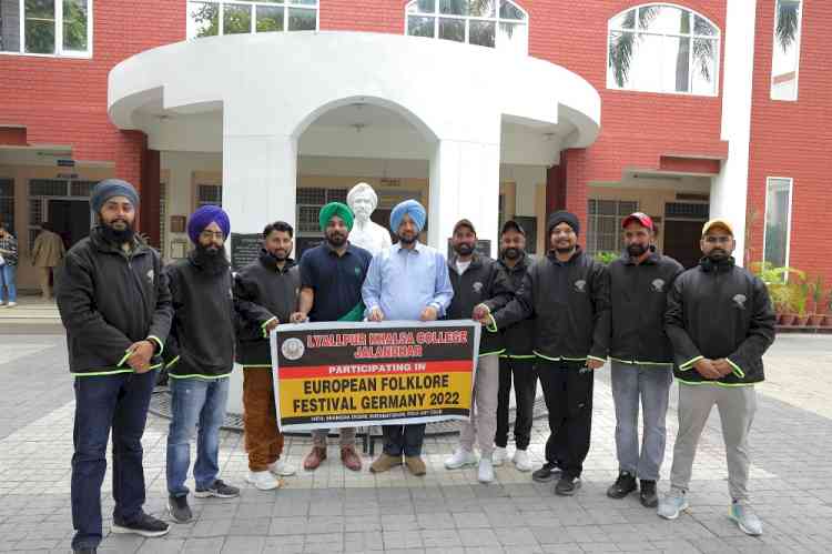 Khalsa College Bhangra Team to participate in European Folklore Festival in Germany