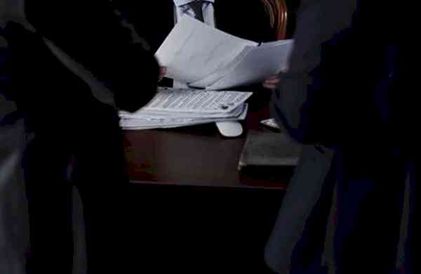 Jharkhand-based advocate arrested in Kolkata with Rs 50L in cash