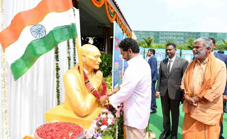 Andhra Pradesh pays rich tributes to designer of Indian flag