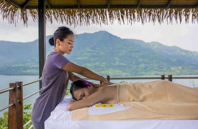 A holistic getaway with your BFF