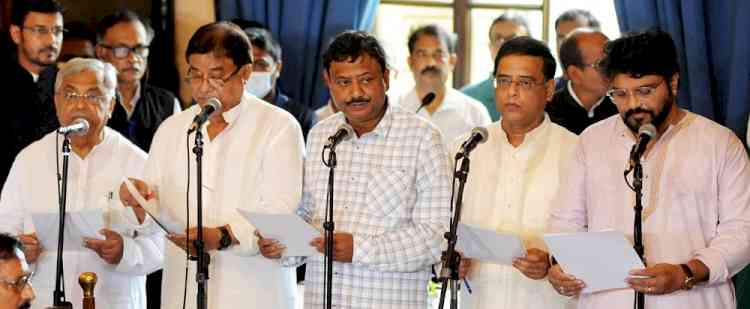 Three turncoats get ministerial berths in Mamata government