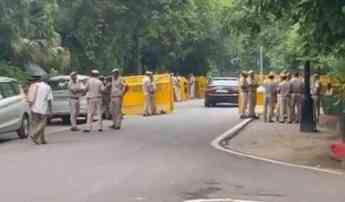 Additional police force deployed outside Cong HQ, Sonia Gandhi's residence