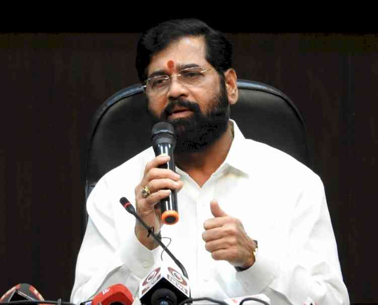 Lot of questions about Governor calling a group of people, SC to Shinde counsel