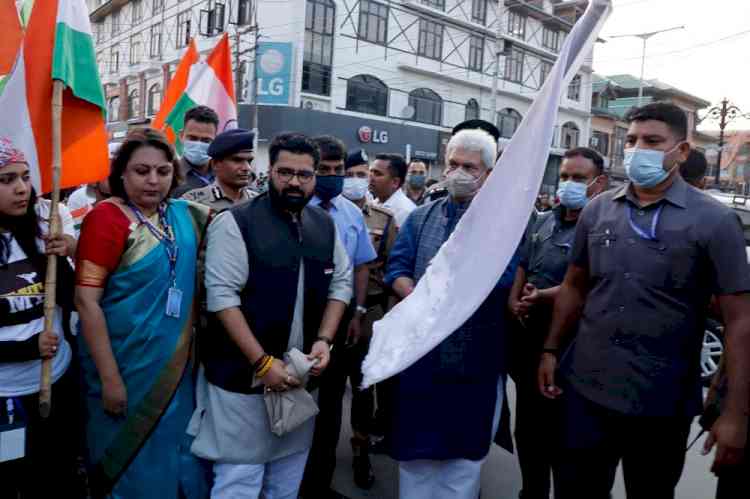 `Sabse Pehle Desh’ - History made at Srinagar's Lal Chowk