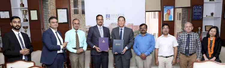 Sharda University signs MoU with Queensland University