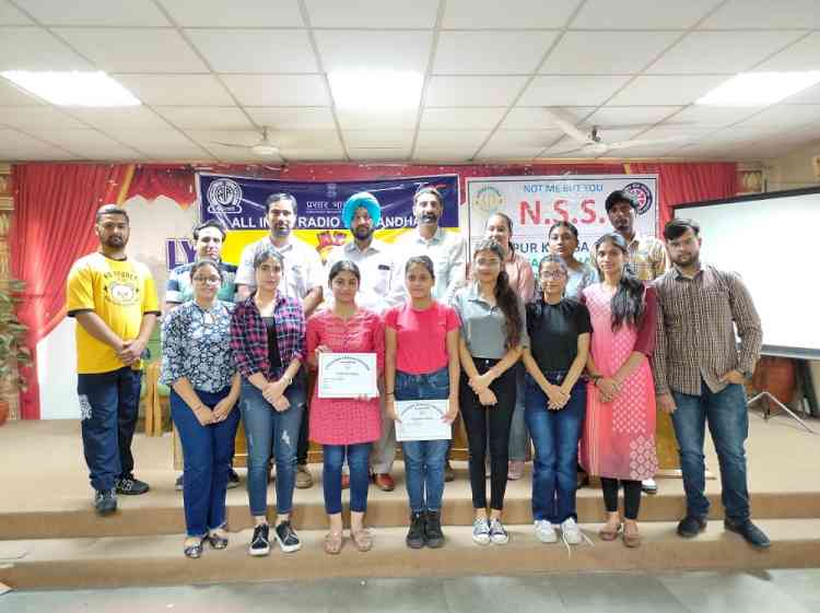 Ek Bharat Srestha Bharat Public Speaking Contest at Lyallpur Khalsa College