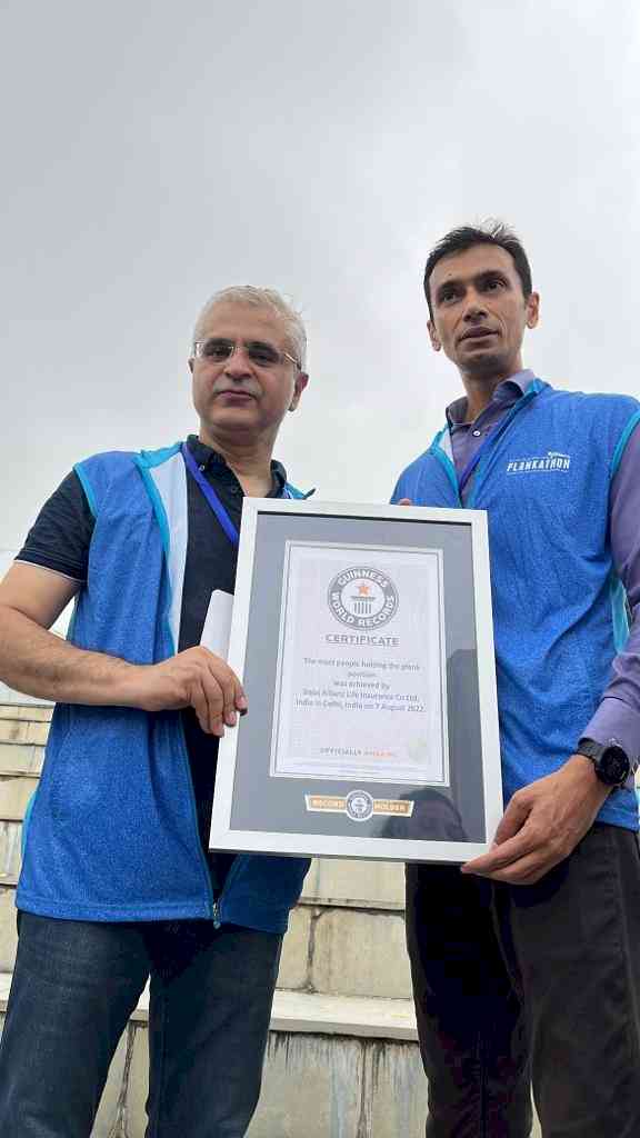 Superseding China, Bajaj Allianz Life Insurance breaks Guinness World Records title at Plankathon