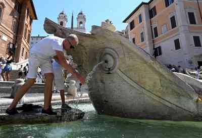 Heat wave continues in Europe, countries log record high temperatures