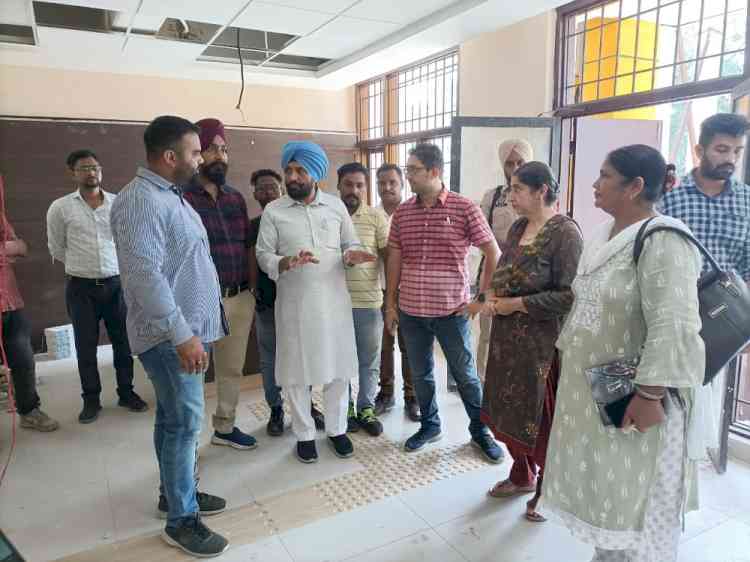MLA Daljit Singh Bhola takes stock of under-construction Aam Aadmi Clinic in Focal Point 