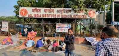 AIIMS students protest against admn over death of paramedical student