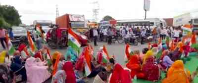 Farmers jam Delhi-Jaipur e-way to protest low compensation for land