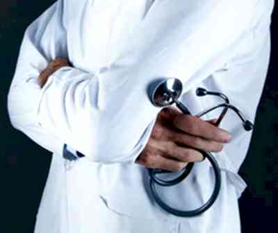 Chest pain, diarrhoea more common in new Covid patients: Doctors