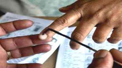 Anybody living 'ordinarily' in J&K can register as voter