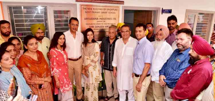 Sanjeev Arora, MP inaugurates new building of Singhpura Govt Primary Smart School 