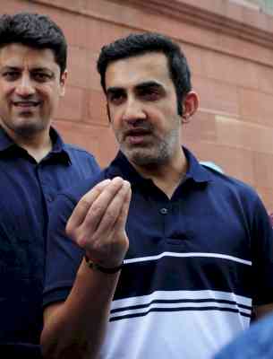 'Delhi under rule of group of thugs', says Gautam Gambhir after CBI raid at Sisodia's house