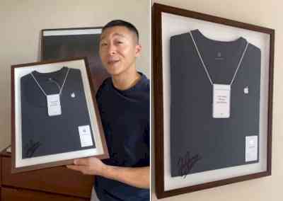 Ex-Apple retail employee auctions 'Sam Sung' business card for charity