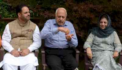 Oppn will resist voting rights to non-locals in J&K: Farooq Abdullah