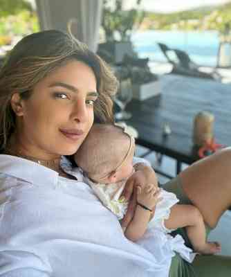 Priyanka shares precious moments with daughter Malti on Insta