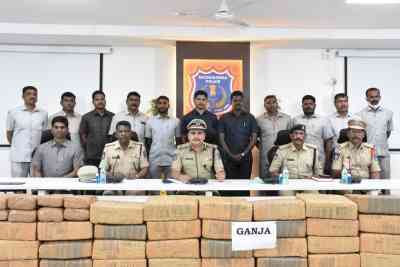 Ganja consignment seized in Hyderabad, 6 peddlers held
