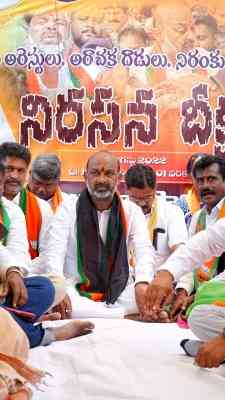 BJP hold protests across Telangana over arrests