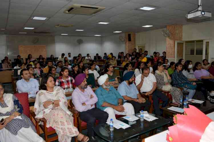 Panjab University organises National Seminar under Azadi ka AmritMahotsav