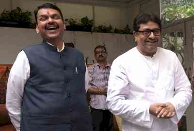 Fresh political buzz as Raj Thackeray goes to meet Fadnavis