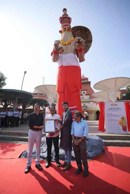 Wonderla celebrates Onam by unveiling World’s tallest Onapottan installation