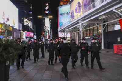 NYC to put up 'gun free zone' signs throughout Times Square