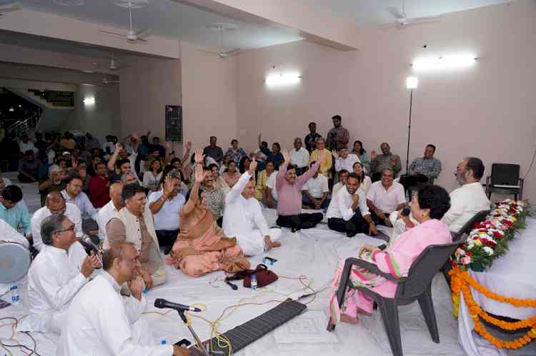 Satsang held to signal start of construction of ‘Art of Living Ashram’ 