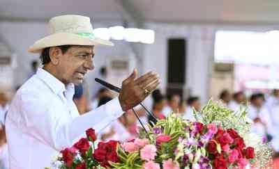 KCR promises free power to farmers across India