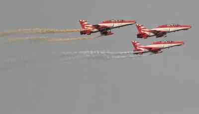 IAF Suryakiran air show at Puri on Sep 18