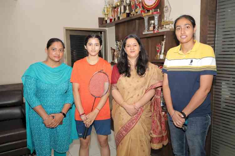 PCM S.D. Collegiate Senior Secondary School, Jalandhar Students Bring Laurels in Badminton Match, Zone-2