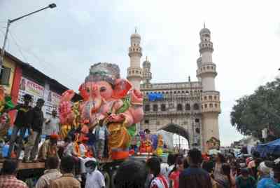 Massive security in Hyderabad for Ganesh immersion