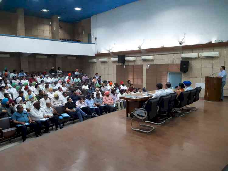 APEDA and Punjab Agro organize a joint capacity building program in PAU Ludhiana for horticultural farmers
