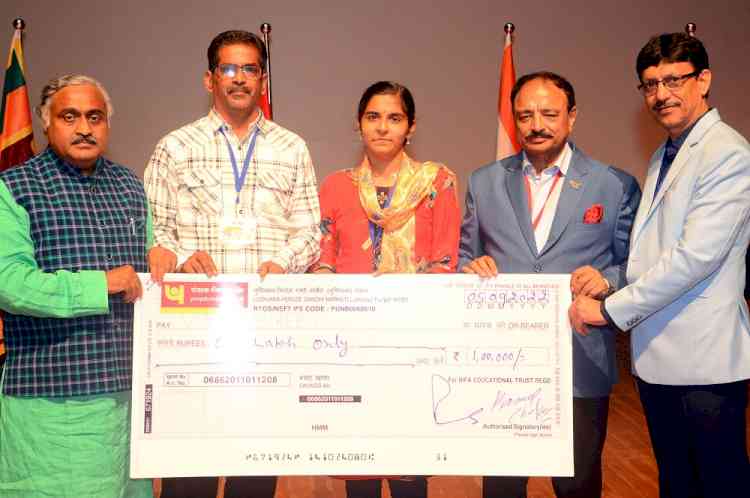 Vishwa Sree ‘Top Print Student of India’