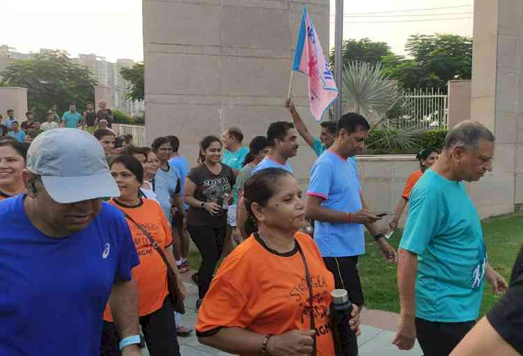 IKRIS Promo Run in Noida another big boost for cause of breast cancer awareness in India