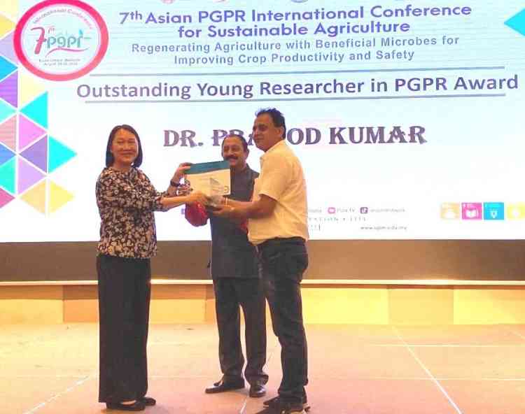 International Young Researcher Award in Sustainable Agriculture to UHF Scientist