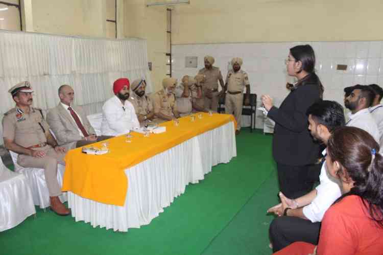 Jails Minister inaugurates 'Galwakdi' program for inmates and undertrials