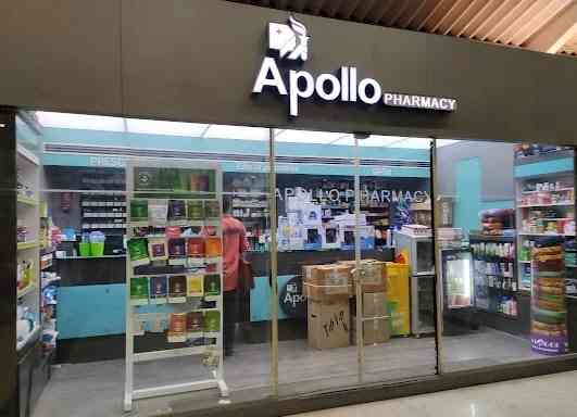 Apollo Pharmacy celebrates opening of 5000th store
