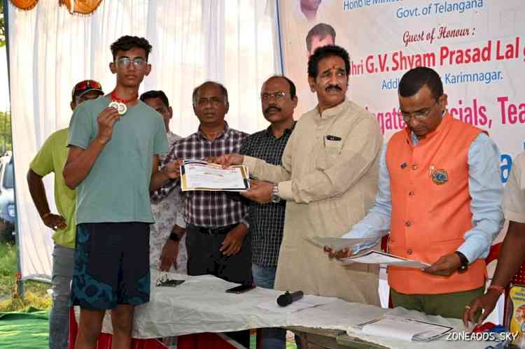 Ashirwad Saxena clinches 2 Gold Medals in 7th Inter District Road Cycling Championship-2022