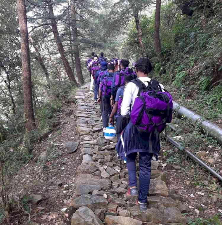 Team NSS of Lyallpur Khalsa College climbed top of mountain spot Triund