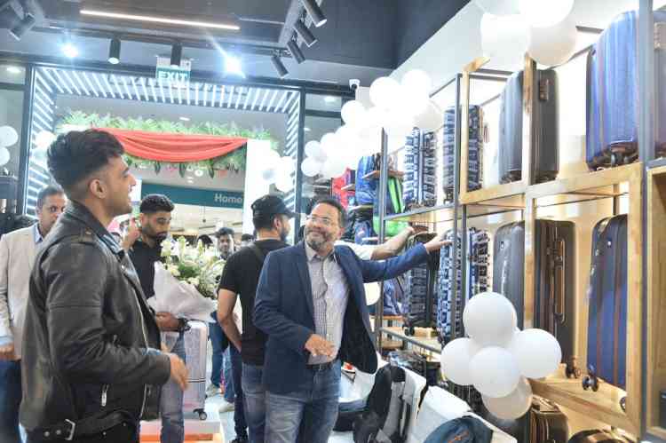 Brand Concepts unveils ‘Bagline’ store in Chandigarh