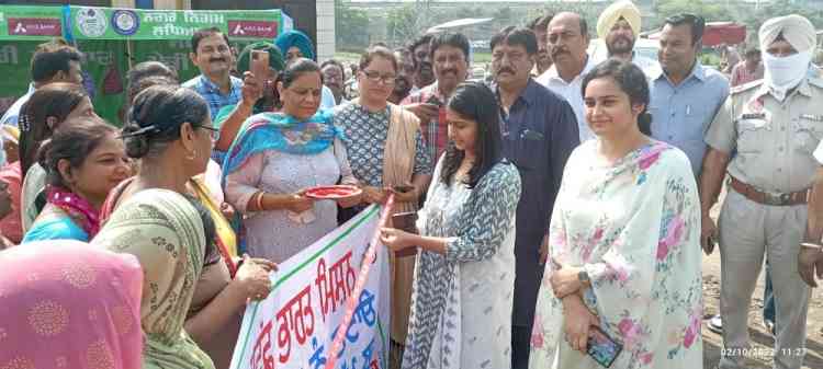 On the occasion of Gandhi Jayanti Municipal corporation, Ludhiana empowered 18 SHGs and conducted a wonderful initiative “Mera Jhola meri Pehchaan”