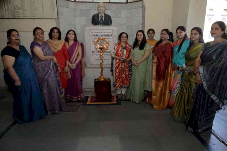 Karwachauth Celebration at PCM S.D. College For Women