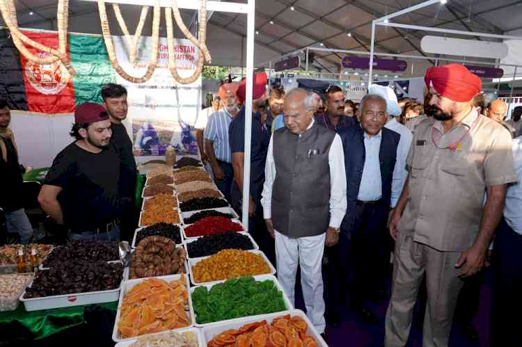 Governor inaugurates CII Chandigarh Fair 2022 at Parade Ground 