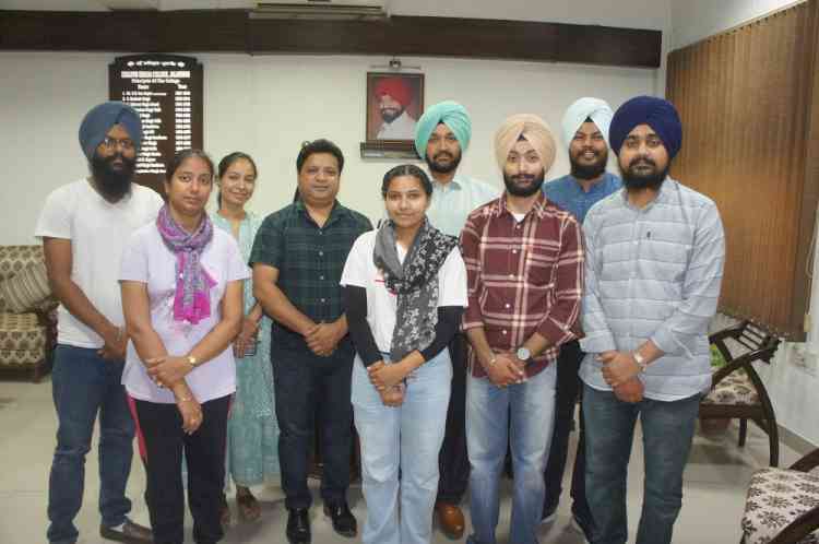 Lyallpur Khalsa College Students win university merit positions in MA-Music (Vocal)